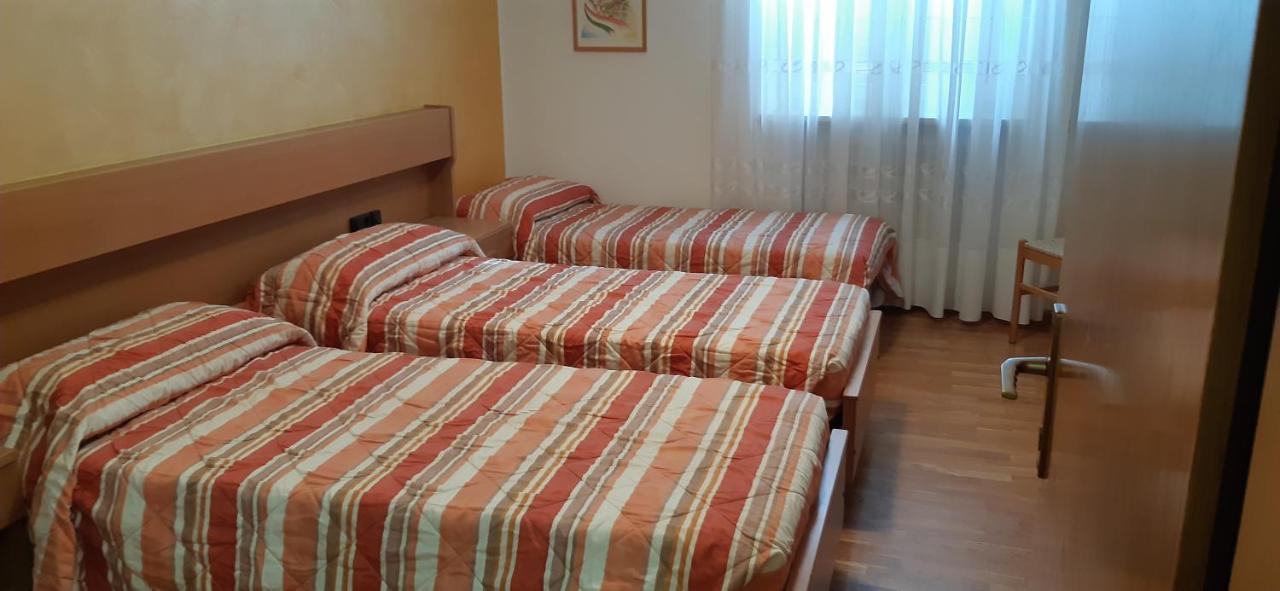 Garni Castel Ferari Hotel Tuenno Exterior photo